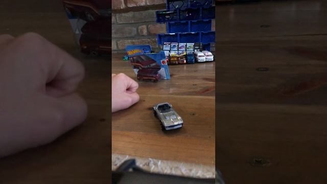 Розпаковуємо Машинки￼ смотреть онлайн