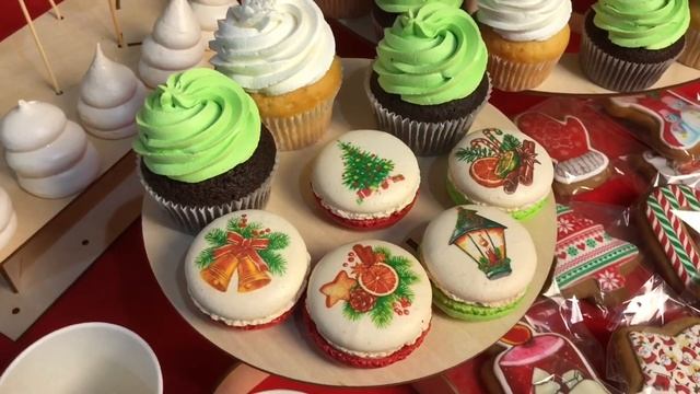 Новогодний сладкий стол от Мастерской десертов Candybar.ru