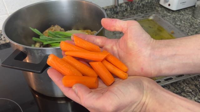 Куриный Бюджетный Суп с Пикадой смотреть онлайн