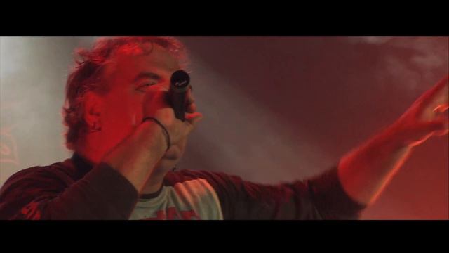 LA FUGA - JALEO con Fernando de REINCIDENTES (DVD Directo #MientrasBrilleLaLuna) смотреть онлайн