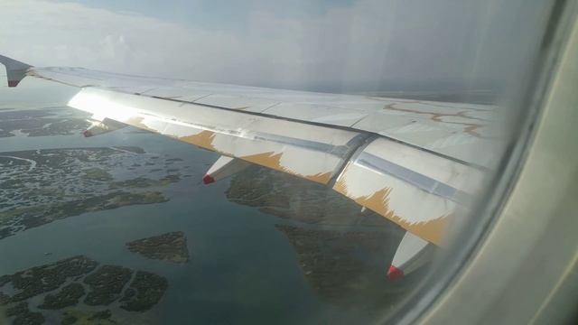 Faro Airport Landing 4K смотреть онлайн