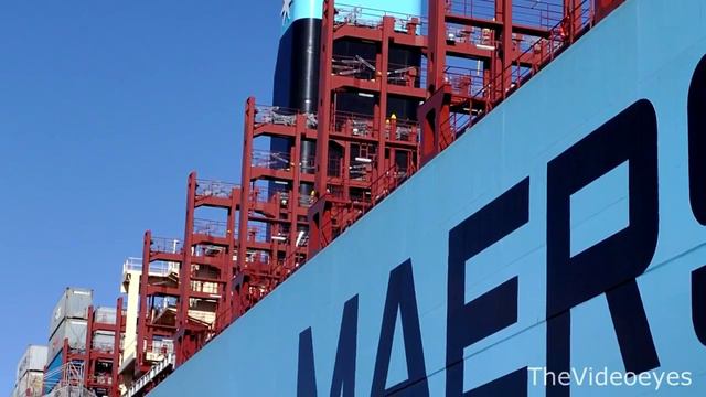 Maersk Majestic - самый большой контейнеровоз в мире смотреть онлайн