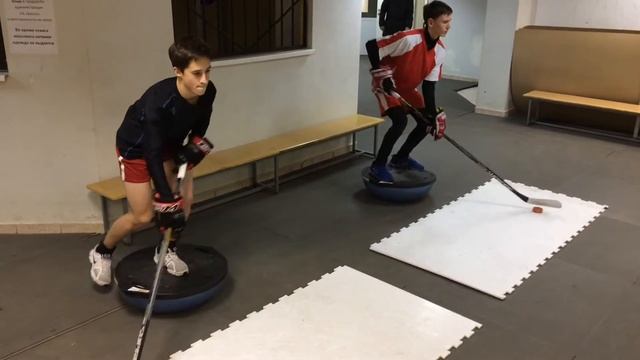 HOCKEY/ХОККЕЙ ТРЕНИРОВОЧНЫЙ ЦЕНТР "ПЕРВЫЙ" ЛЕТНИЙ ЛАГЕРЬ смотреть онлайн
