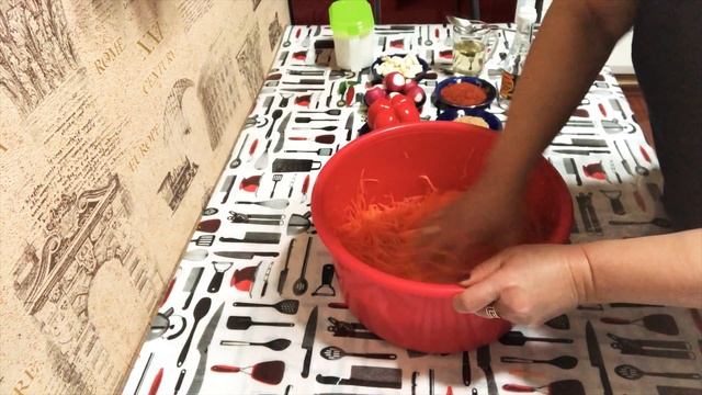 Корейский салат Морковь-ча с редиской и болгарским перцем. Вкусно то как... смотреть онлайн