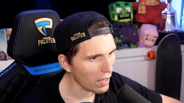 Paluten REAGIERT auf UNTERSCHIEDE zwischen JAVA vs. Minecraft BEDROCK смотреть онлайн