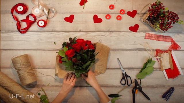 ?Заказать букет-микс в красных тонах | UFL смотреть онлайн