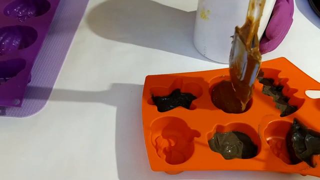 Шелковое мыло с нуля⭐HALLOWEEN soap⭐ SILK SOAP FROM SCRATCH⭐ смотреть онлайн