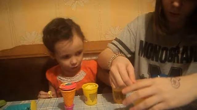 Пластилин Плей До, делаем мороженое! Пластилин для детей смотреть онлайн