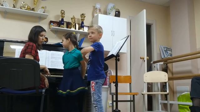 Скрипка в дошкільній освіті. Відкритий урок Токар Олени. смотреть онлайн