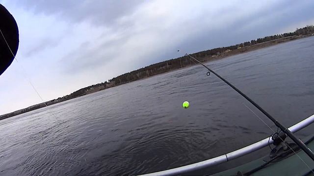 Сезон жидкой воды открыт! Ловля хариуса с лодки. смотреть онлайн