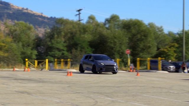 The Ford Focus RS is an Autocross Beast! смотреть онлайн