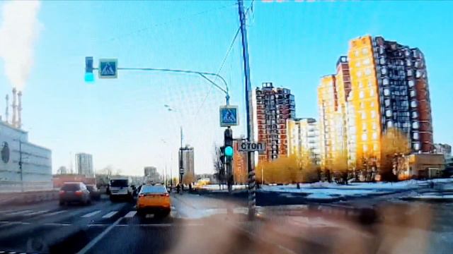 29.03.2011г 7утра берегитесь этого таксиста, полный кретин смотреть онлайн