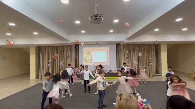 Флешмоб на День учителя??? Тренды тик-тока??? смотреть онлайн