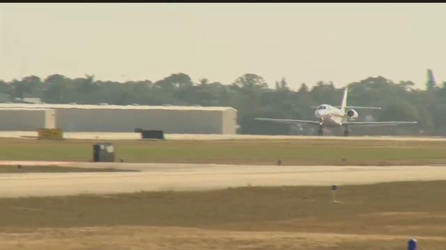 Naples Airport officials look at possible expansion смотреть онлайн
