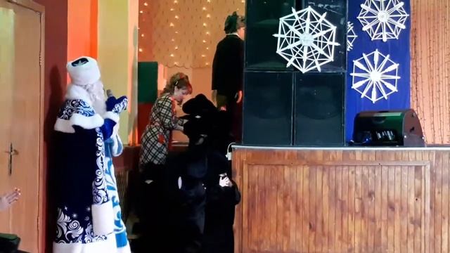 Дебют юных артистов. Танец маленьких чебурашек. смотреть онлайн