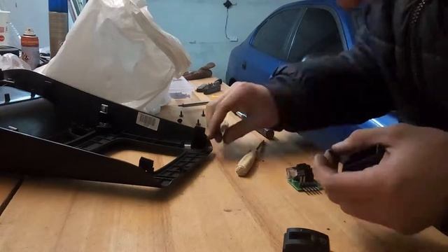 ремонт кнопки корректора фар: timelaps 1 смотреть онлайн