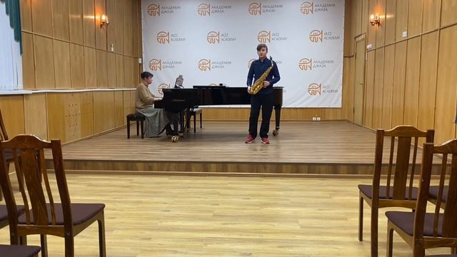 Земцов Макар 13 лет Г.Калинкович концерт каприччио на тему Н. Паганини смотреть онлайн