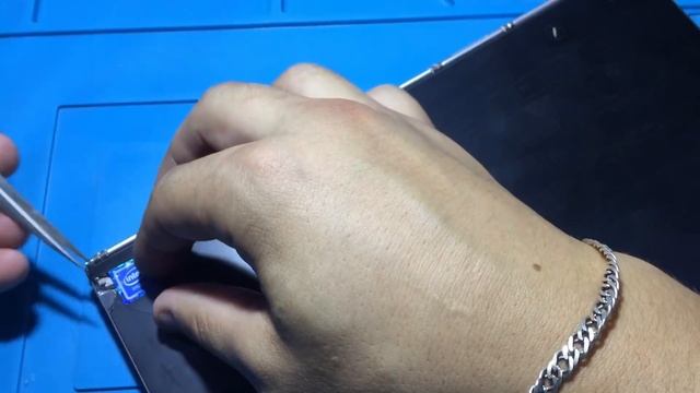 Разборка/Замена клавиатуры lenovo yoga book yb1-x91f смотреть онлайн