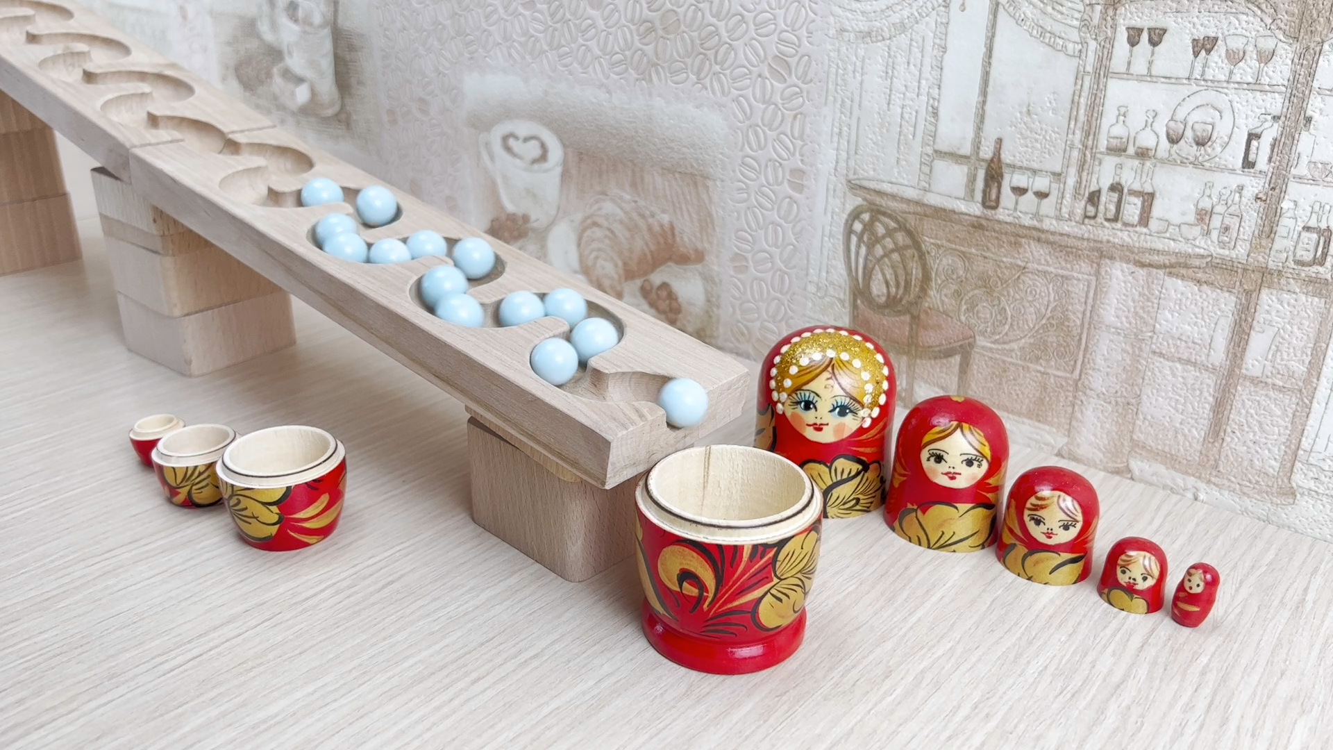 Marble run race ☆ Haba Slope & Matryoshka Khokhloma смотреть онлайн