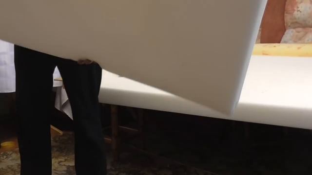 СВОИМИ РУКАМИ замена поролона в диване. Repair sofas смотреть онлайн