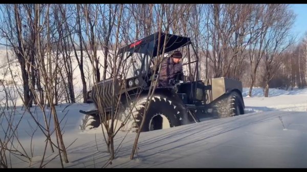 Вездеход ЕРМАК в глубоком снегу