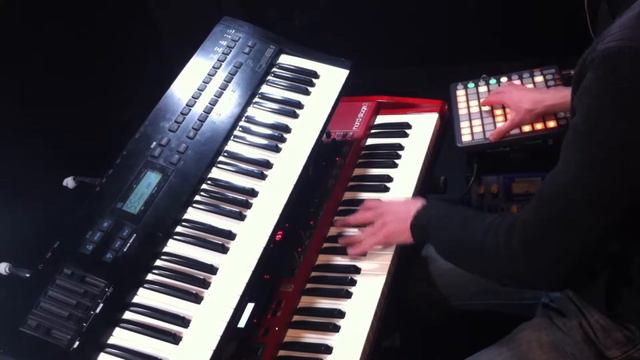 Cheap Thrills - Nord Stage 2 and Novation Pad смотреть онлайн