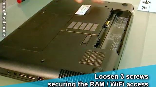 Replacing a Compaq Presario CQ56 or CQ62 Keyboard смотреть онлайн