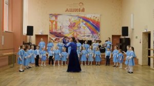 Детский хор"Колокольчики" руководитель Столярова О.С., концертмейстер Сороковых Н.А.