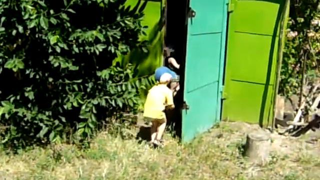 2010 06 19 Водяное дача Журавские Виктор Иван Егор.ASF смотреть онлайн