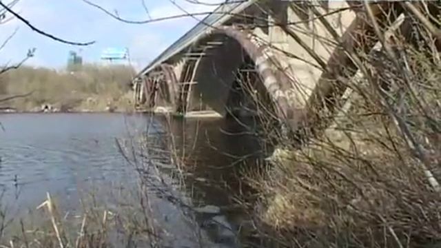 Падение с моста в Исеть смотреть онлайн