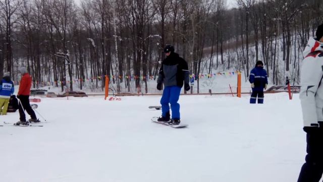 Сноуборд. Первый мой опыт катания. смотреть онлайн