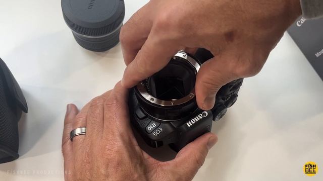 Canon EOS R10, R7 - MUST HAVE ACCESSORY! (EF-EOS R Mount Adapter) смотреть онлайн