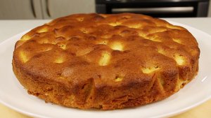 Люблю, когда БЫСТРО и ВКУСНО! Нежнейший МЕДОВЫЙ ПИРОГ с ЯБЛОКАМИ! И в Пир, и в Мир!