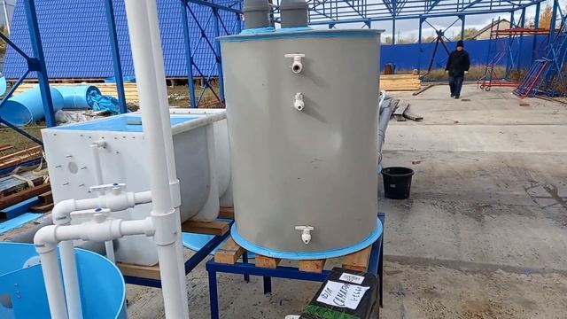 УЗВ на 250кг осетра в год. Небольшое видео перед отправкой. смотреть онлайн