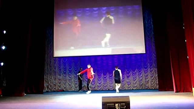 Брэйк данс.