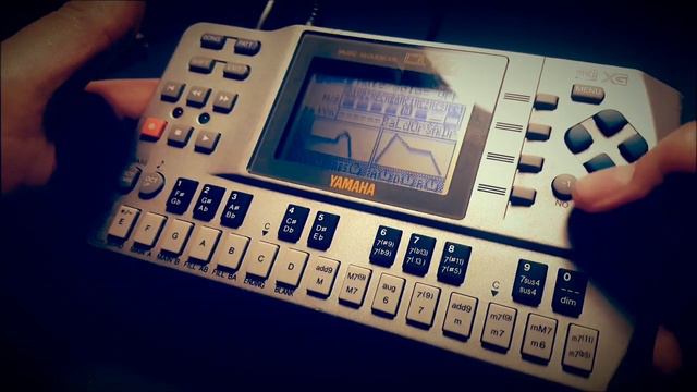 Mr. Scoth - Yamaha QY70 jam смотреть онлайн