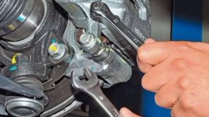 Замена передних колодок Солярис