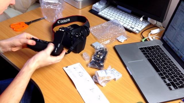 Canon 600D DSLR Battery Grip from China смотреть онлайн