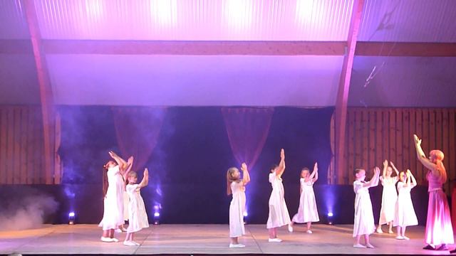 Gala de danse Fontaine Au Piré - Roméo et Juliette - Le désespoir de Juliette 21 06 2013 смотреть онлайн