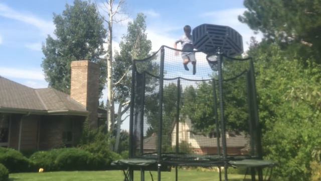 How high can you get on an ALLYOOP POWERBOUNCE смотреть онлайн