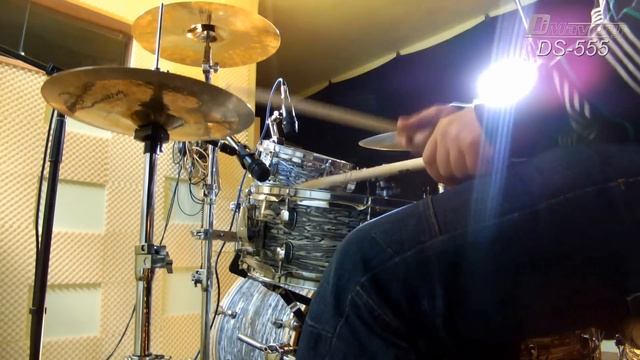 DIMAVERY DS-555 Drum set - 5-piece - Oyster + DIMAVERY Power-Ring Felle смотреть онлайн