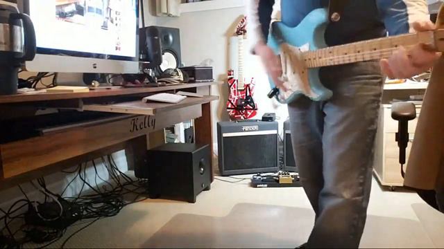 Fender Bassbreaker смотреть онлайн