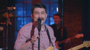 Однажды в России: Азамат Мусагалиев - Первые тюльпаны