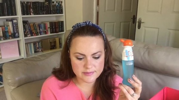 S3E9 Все ароматы Moschino Cheap and Chic