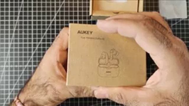 AUKEY EP-T25 vs EP-T28 Unboxing, Compare to Airpods 2 , Airpods Pro смотреть онлайн