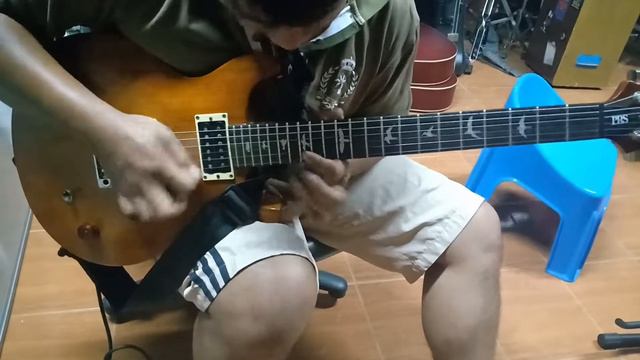 Riff กีต้าร์โหดๆ คอร์ด Em смотреть онлайн