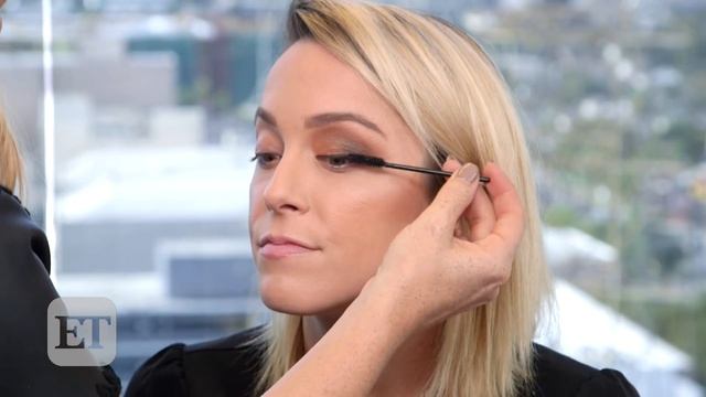 Get Demi Lovato's 2017 AMAs Look, Including The Lip with MUA Jill Powell | How To Hollywood смотреть онлайн