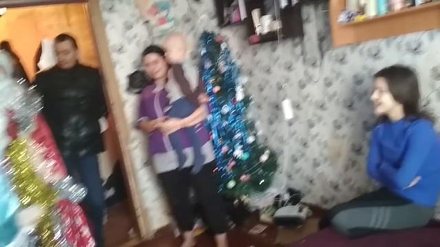 Пришёл дед мороз и снегурочка смотреть онлайн