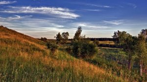 "ТИХО СТРУИТСЯ РЕКА СЕРЕБРИСТАЯ"... (Стихи Сергея Есенина - поёт Алексей Покровский)