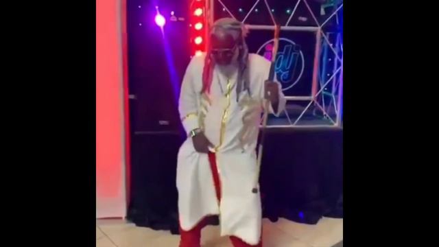 TEKKEN T-PAIN COSPLAY AS LEORY SMITH IN DRAGON CON смотреть онлайн